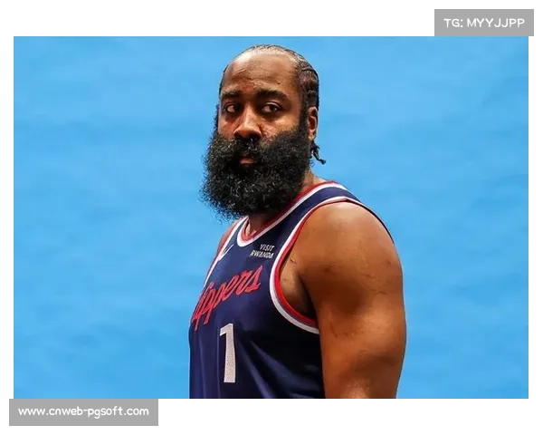 哈登复出手臂肌肉状态引关注，36岁老将休赛期训练成效显著