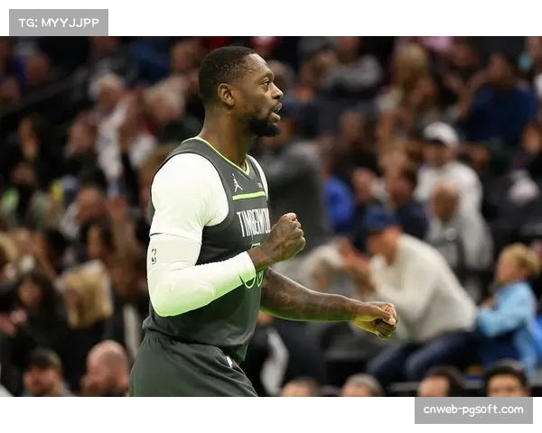 兰德尔复出首战贡献两双，尼克斯击败黄蜂